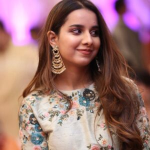 Shreya Sharma - Image 3